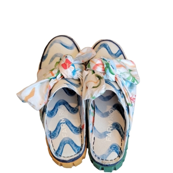 Farm Rio Bow Mule - Picture 3 of 4